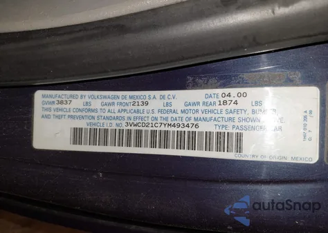 2000 Volkswagen New Beetle Gls 1.8L Turbo z USA, uszkodzony, nr VIN 3VWCD21C7YM493476